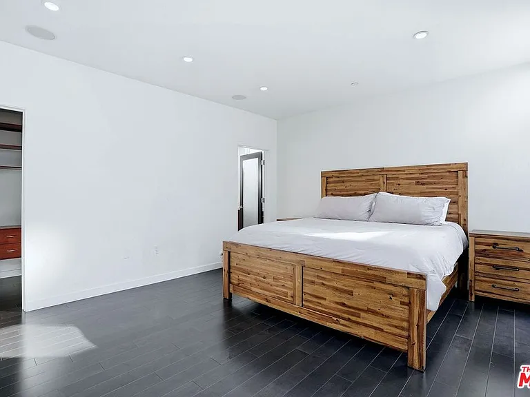 125 Pacific St #5 — Photo 16