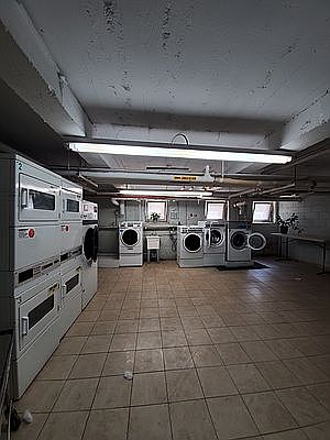 2nd image of 40 Shore Blvd APT 1D