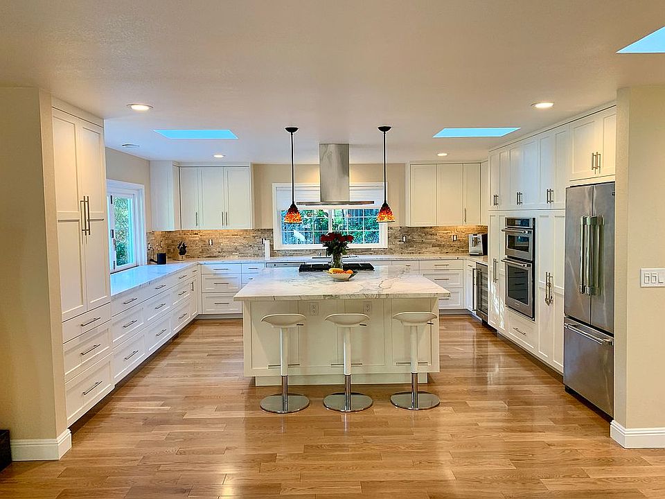 2nd image of 171 Trinity Ln
