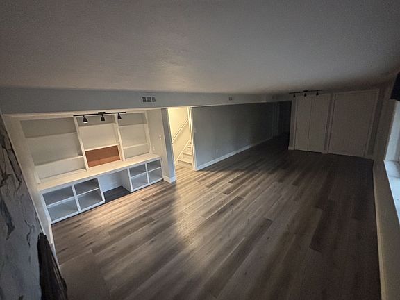 4th image of 4170 S Olympic Way