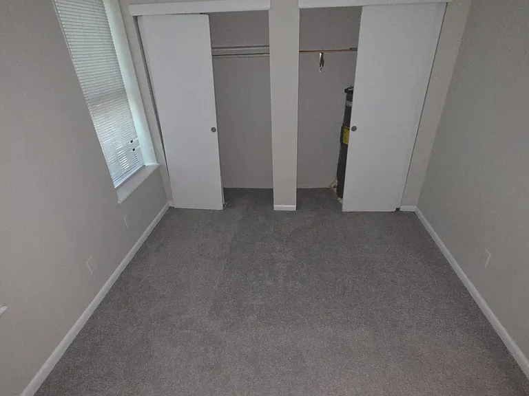 242 5th St #2J — Photo 9