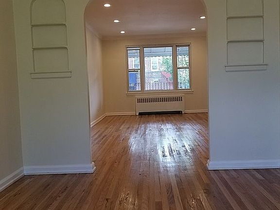 5th image of 1523 E 34th St