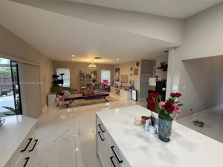 20888 Sugarloaf Ln — Photo 14