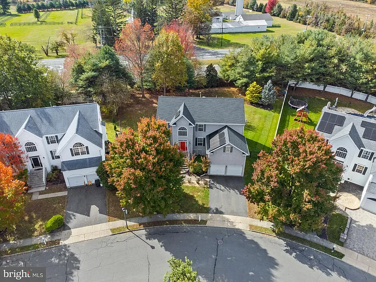 3 Jasper Dr — Photo 4