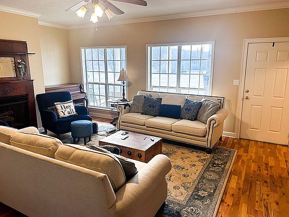 2nd image of 5 Rocky Rd