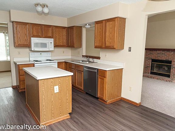 2nd image of 7756 Schoolway Ct