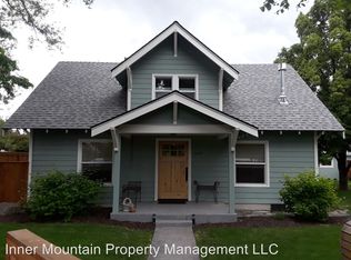 839 SW Cascade Ave, Redmond, OR 97756