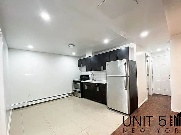 2nd image of 294 Tompkins Ave #2F