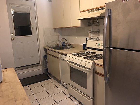 5th image of 2339 37th St