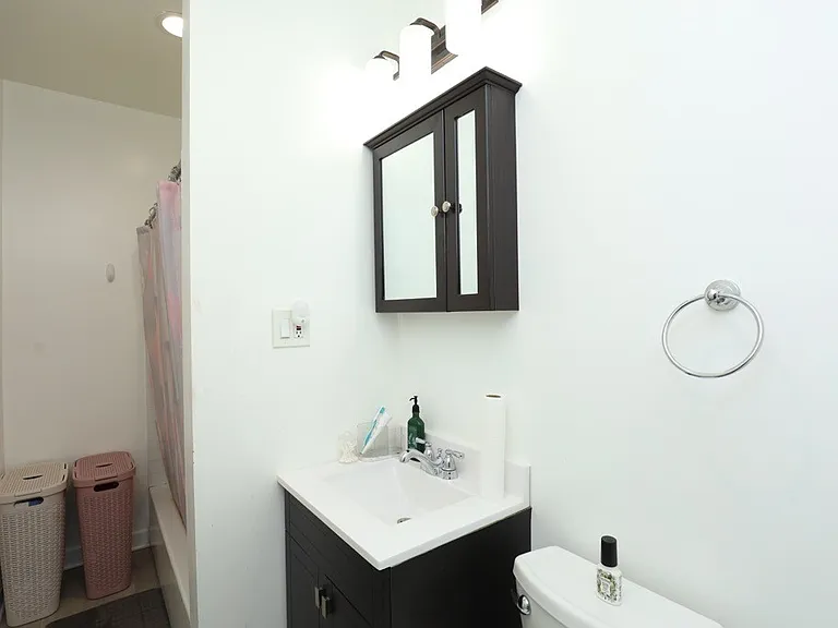 837.5 W Cornelia Ave #N2 — Photo 19