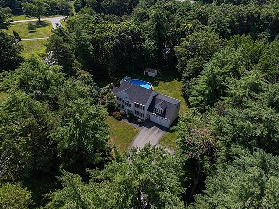 5th image of 5 Johnson Dr
