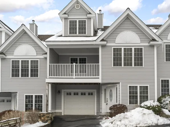 114 Carrington Ln, Uxbridge, MA 01569