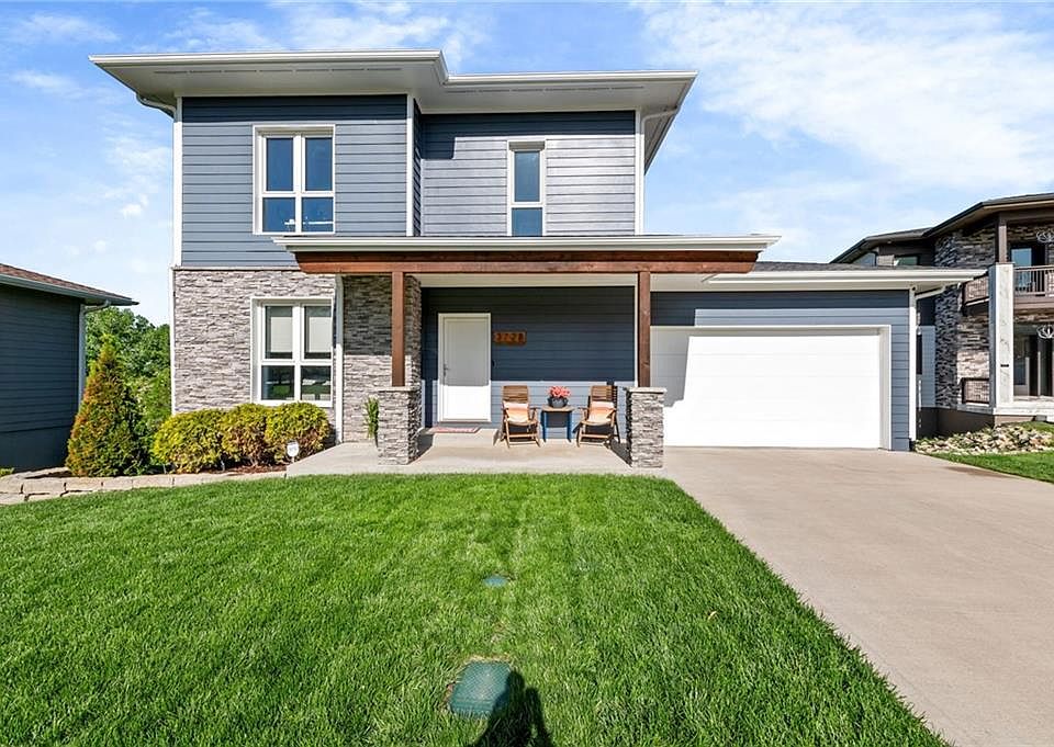 1st image of 3728 S Thompson Cir