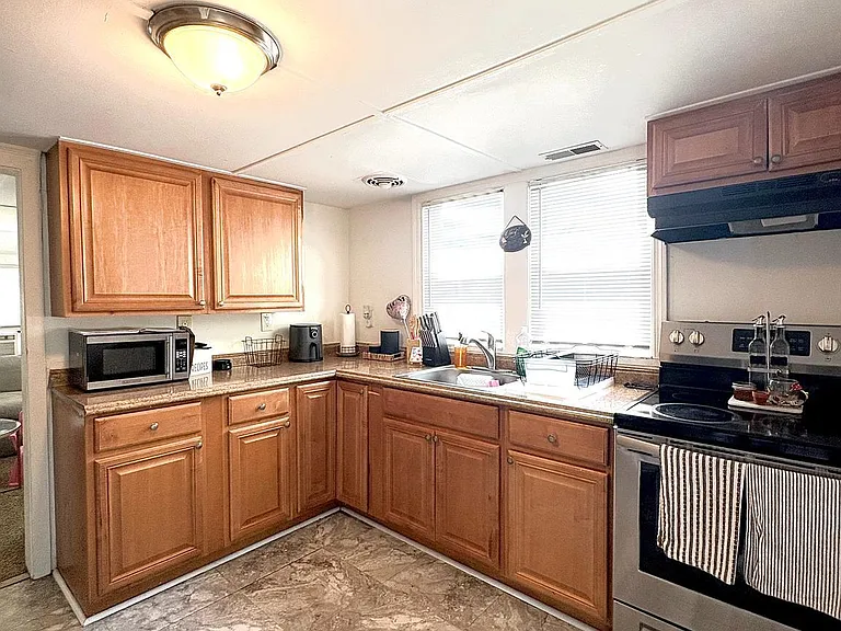 167 Blackwood Rd #B — Photo 3