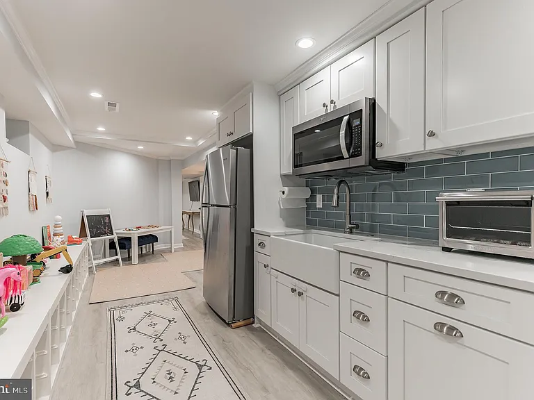 9911 Barnsbury Ct — Photo 28