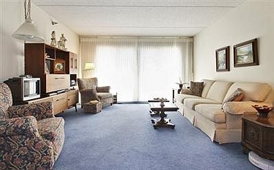 2nd image of 7021 W Touhy Ave APT 402