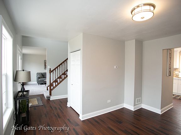 4th image of 1004 Edgerton Dr