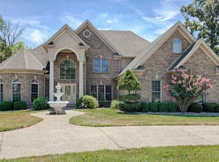 16825 Mallet Hill Dr, Louisville, KY 40245