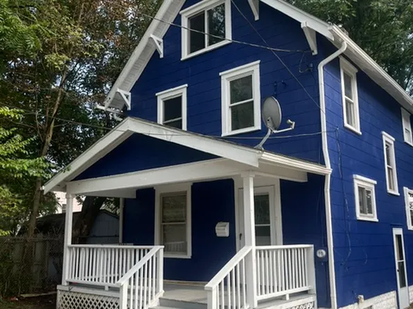 200 Butler Ct, Akron, OH 44310