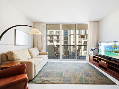 4100 Salzedo St APT 816, Coral Gables, FL, 33146