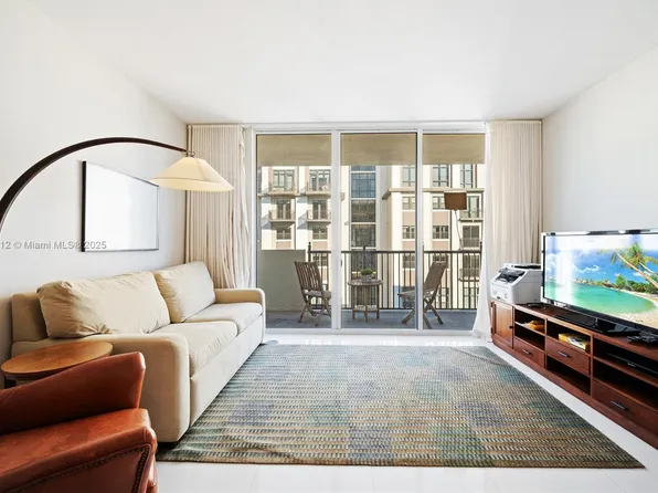 4100 Salzedo St APT 816, Coral Gables, FL 33146