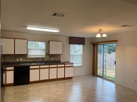 5th image of 13333 Thome Valley Dr