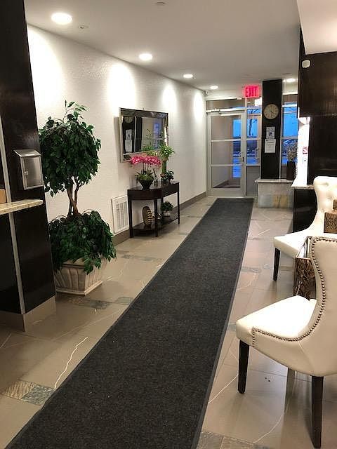 1st image of 224 Richmond Ter APT 8A