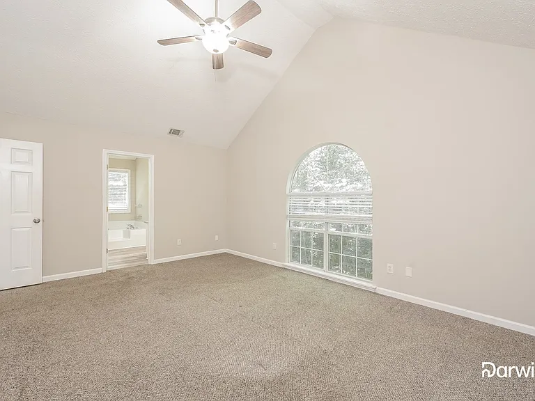 2896 Valley Ct — Photo 7