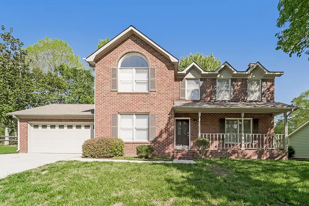 3 bed, 2.5 bath, 1764 sqft, $2,455 — Photo 1