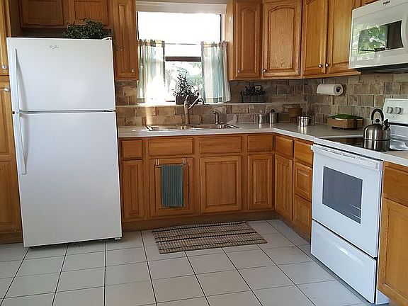 kitchen with tile backsplash