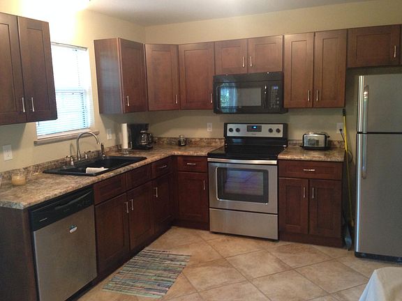 Beautiful kitchen with new stove