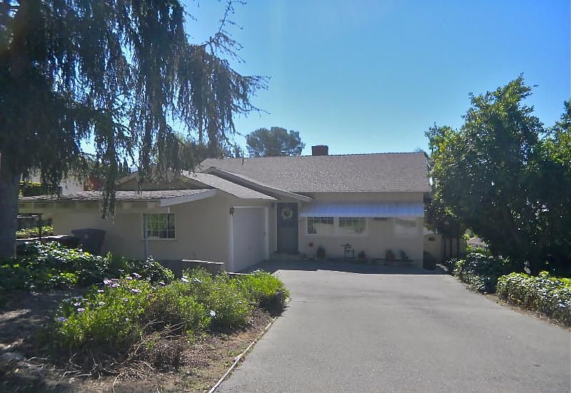 1st image of 4836 Cloudsdale Ave