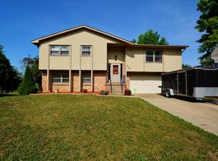 4363 Lawson Dr, Decatur, IL 62526