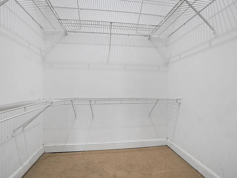 7640 Westwood Dr #411 — Photo 27