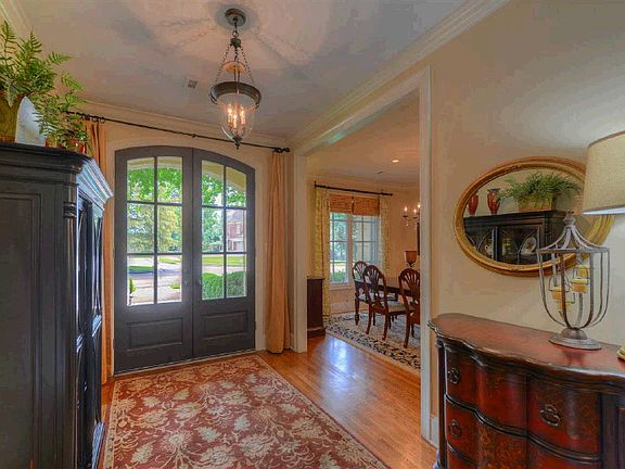 3rd image of 1902 Ivywood Ln