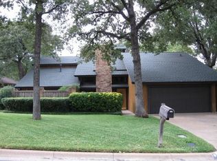 4700 Chapel Springs Ct, Arlington, TX 76017
