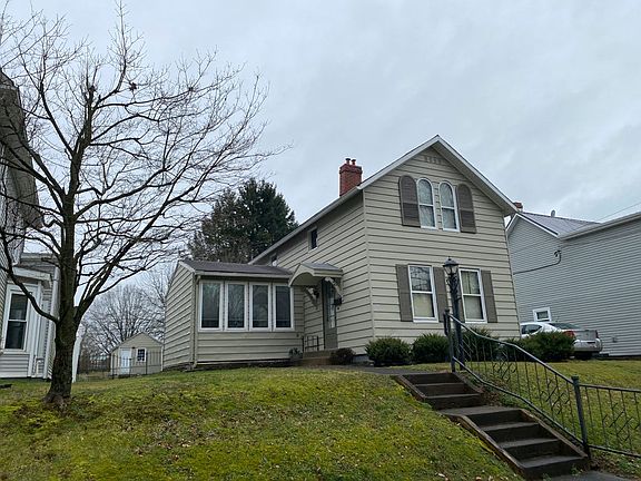 3rd image of 527 7th St