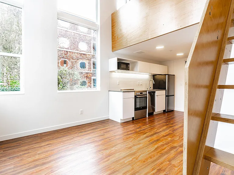 Thomas Street Lofts — Photo 20