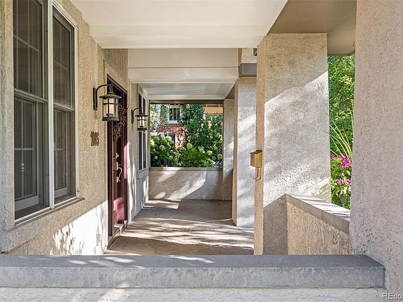 3rd image of 1085 S Vine Street