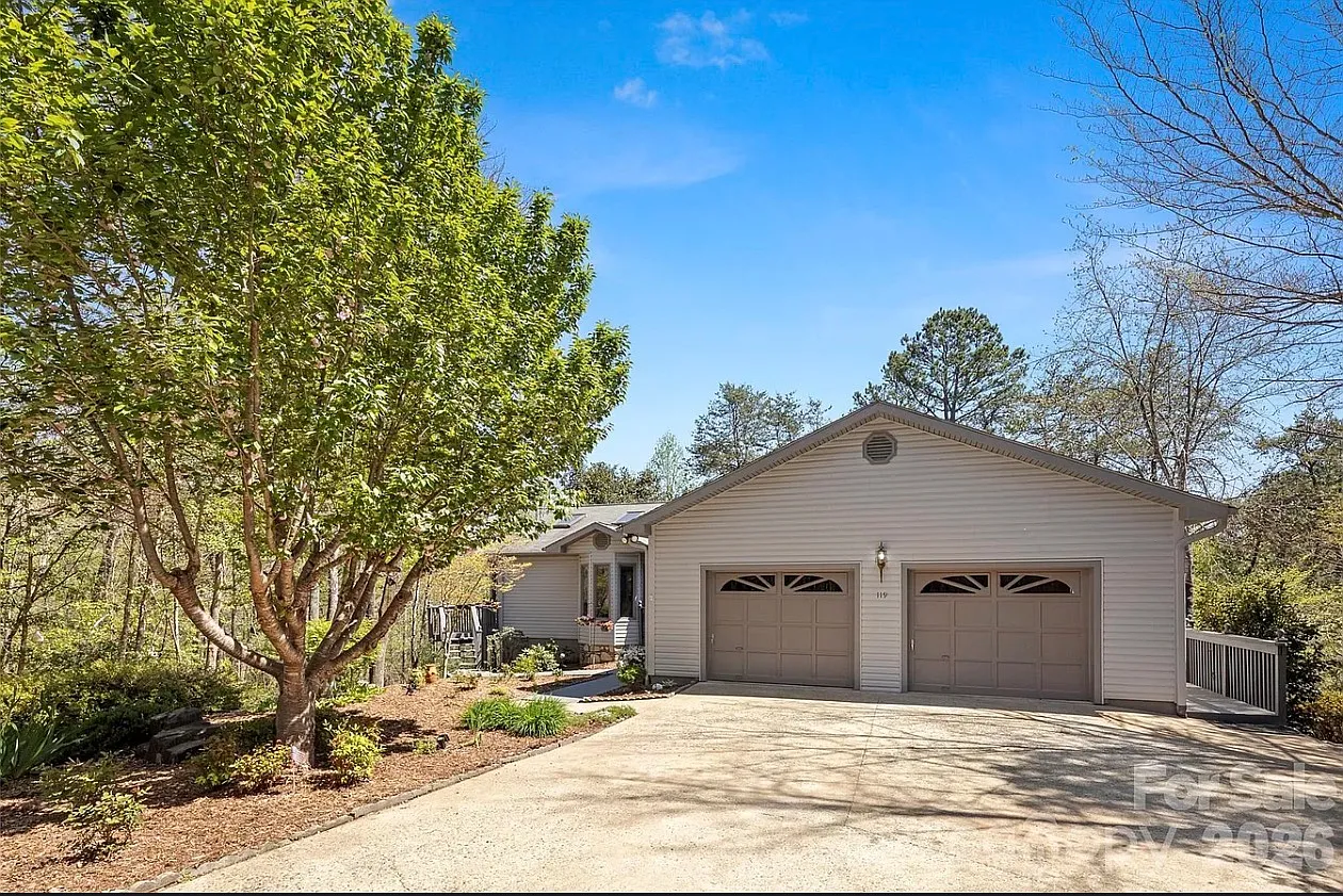 119 Rome Ct — Photo 3