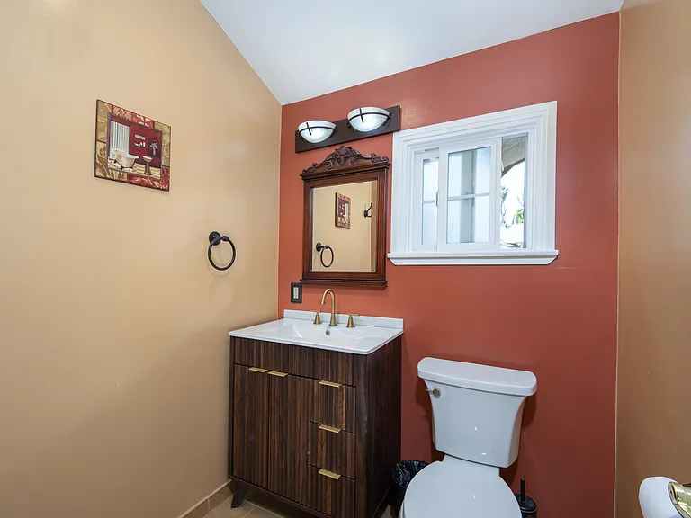 14024 Cantlay St — Photo 26