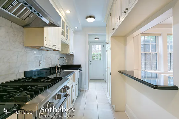 Sold by Terrace Sotheby's International Realty | media 56