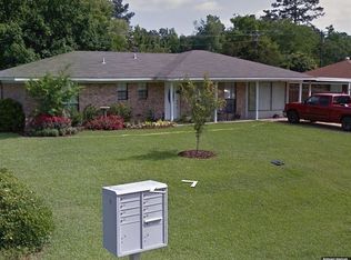 220 Conly Dr, Pineville, LA 71360