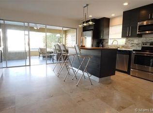 617 NW 7th Street Rd, Miami, FL 33136