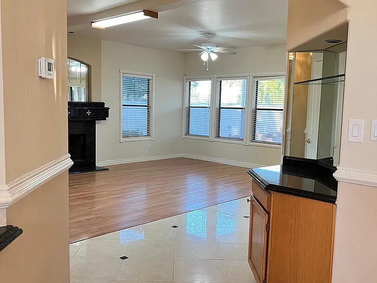5545 W Wethersfield Dr — Photo 14
