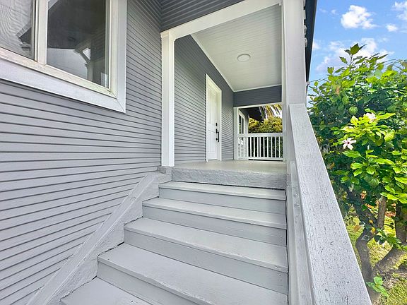 2nd image of 6146 Mesa Ave #6146