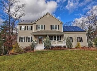 18 Ridge Rd, Wrentham, MA 02093