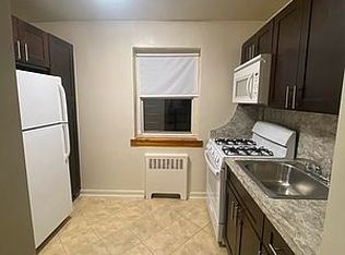 42 Ridge Ct #1A, Staten Island, NY 10301