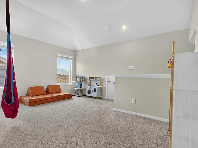1928 Blackbrush Dr — Photo 11