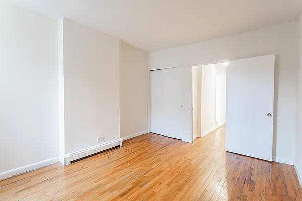 Rented by Bond New York | media 19